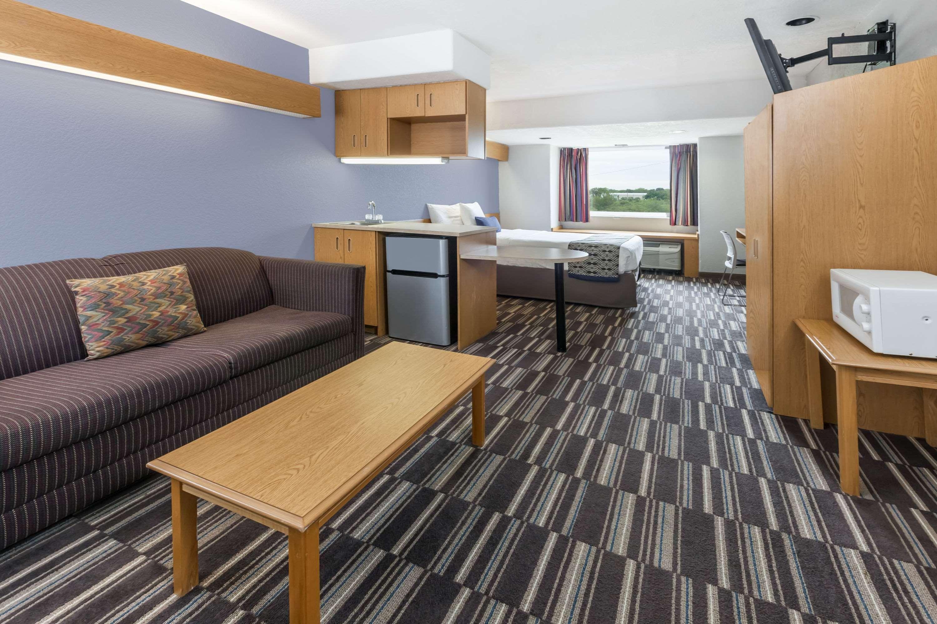 Microtel Inn & Suites By Wyndham Ardmore Exteriér fotografie
